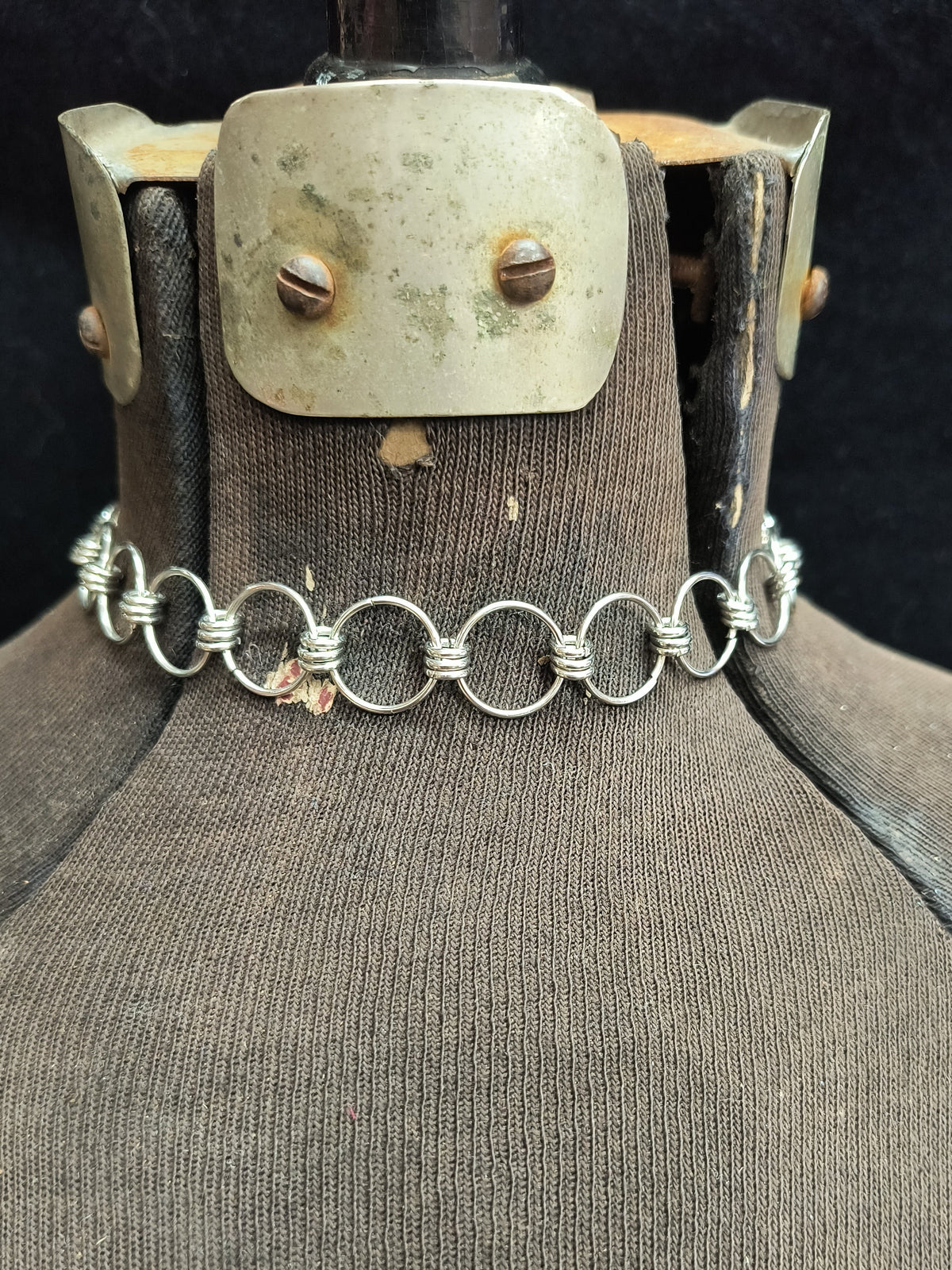 Elenore Choker